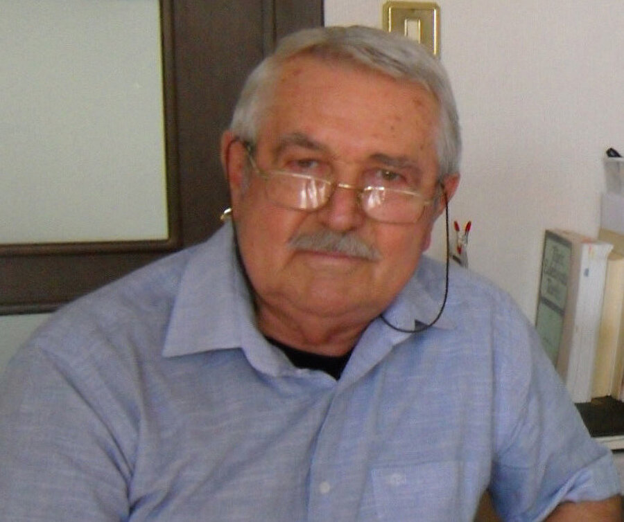 Prof. Dr. Mertol Tulum