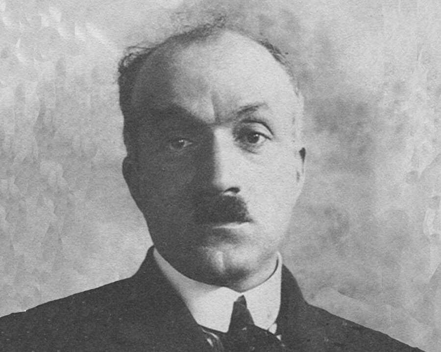 Ahmet Haşim olmasa bu kitap olmasa modern şiirin havası nasıl gelişirdi?