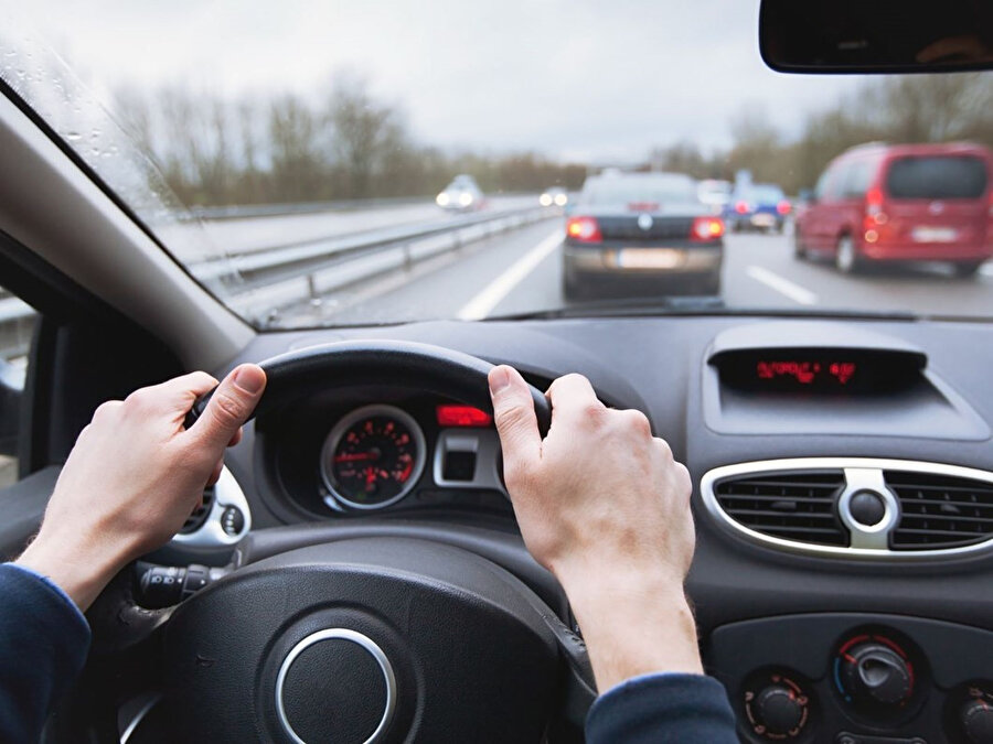 İkinci el araç alacaklar dikkat: Kilometre oyununa gelmeyin