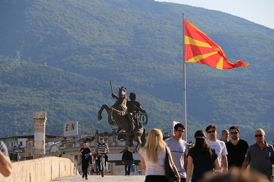 Büyük İskender, modern Makedonya'nın en önemli figürlerinden biri.