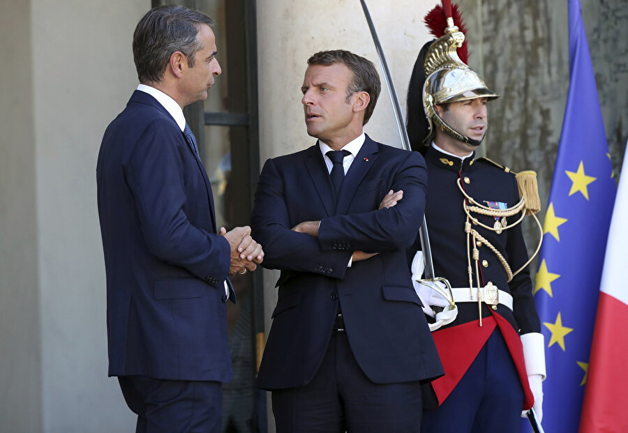 Yunan Başbakan Miçotakis ve Fransız Cumhurbaşkanı Macron (Arşiv)