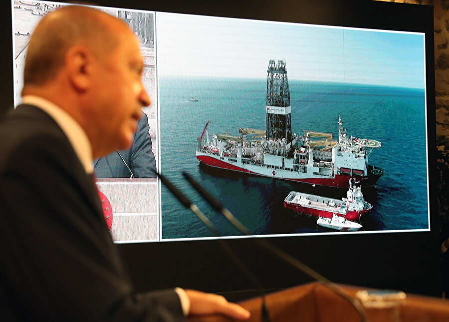 Cumhurbaşkanı Erdoğan Karadeniz'de bulunan doğal gaz rezervini müjde olarak canlı yayında duyurmuştu.