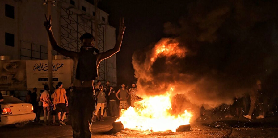 Libya 2014 yılından beri BM destekli meşru hükümet ve Hafter'e bağlı sözde hükümet tarafından yönetiliyor