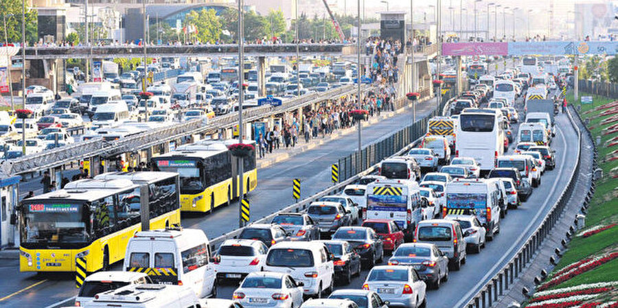 İstanbul'da mesai saatleri 4'e bölünüyor