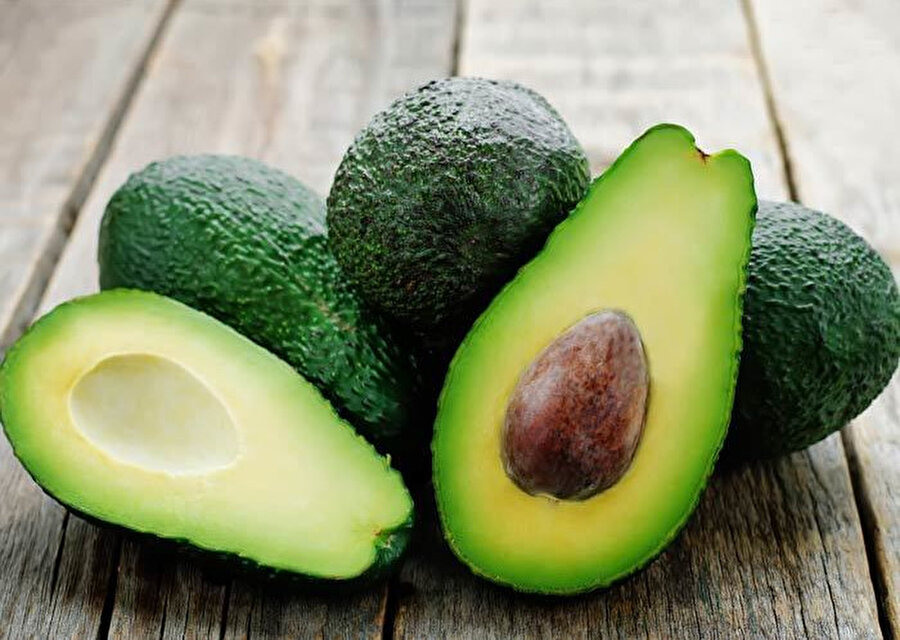 Sağlıklı kilo almayı sağlayan en faydalı besinler: Avokado.