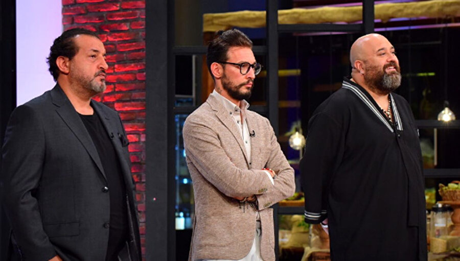İngiltere kökenli aşçılık yarışması MasterChef 2011 yılından beri Türkiye'de yayınlanıyor.