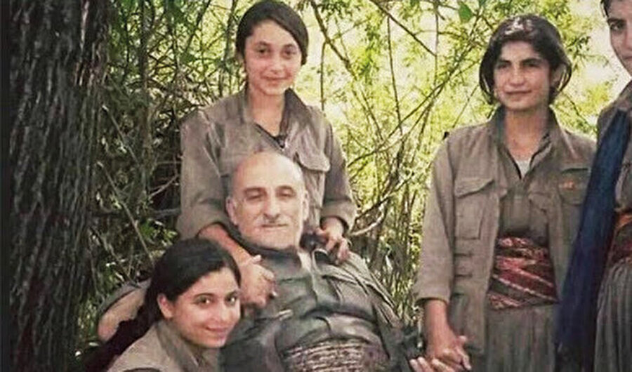 PKK’nın uzantısı HDP. Önce liderlerinin kucağında poz veren o masum çocukların hesabını versinler