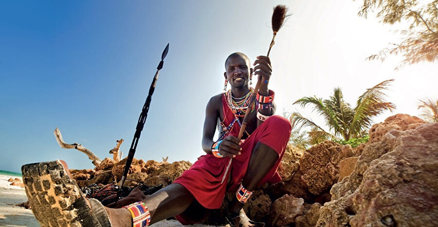 Maasai toplumunda ataerkillik egemendir; önemli kararlar genelde yaşlı erkekler tarafından alınır.
