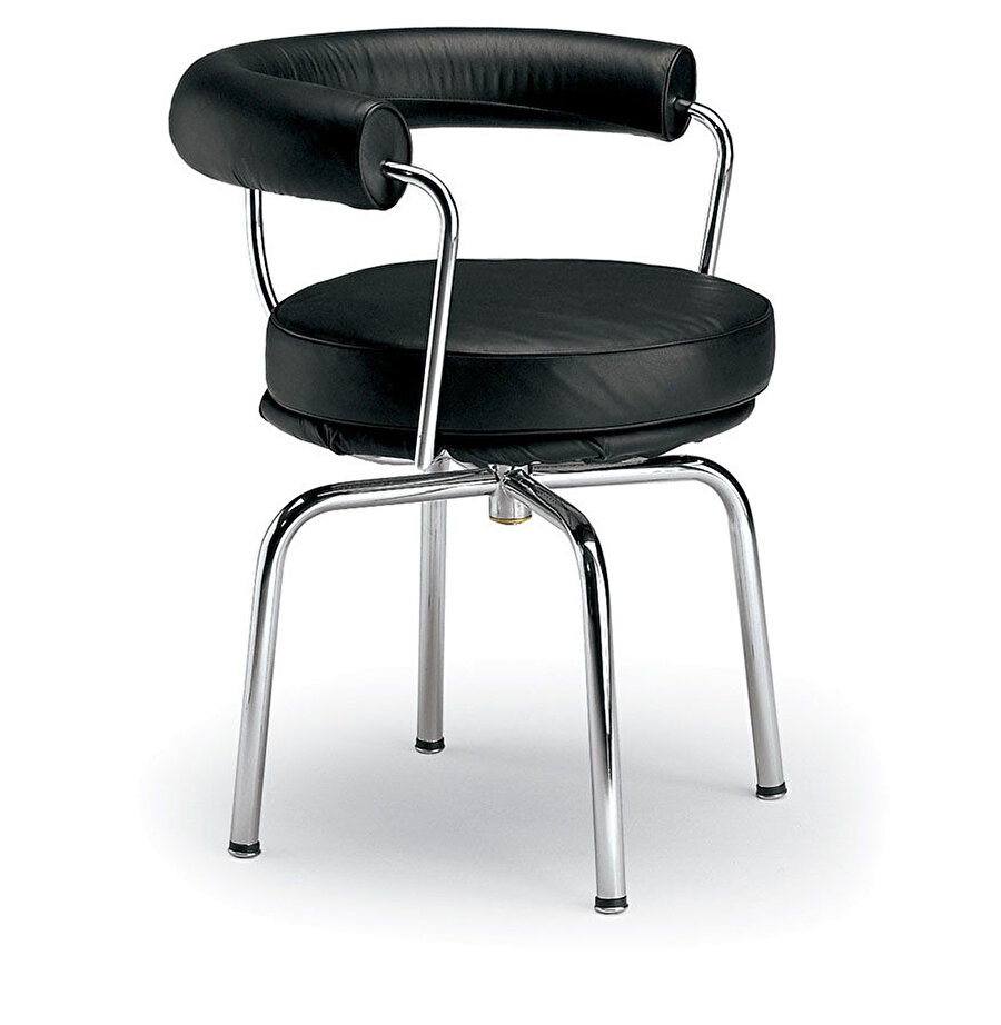 Le Corbusier tarafından tasarlanan LC 7 sandalyesi.