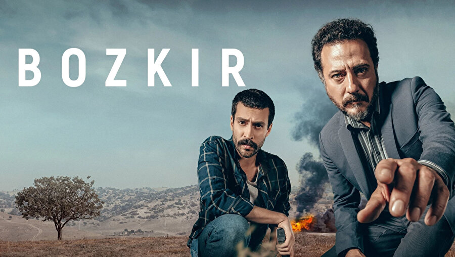 Gerilim dizisi Bozkır, ışık tuttuğu toplumsal yozlaşma, kısmi eksikliklerine rağmen iyi sayılabilecek olay örgüsü ve başarılı sinematografisiyle dikkat çekiyor.