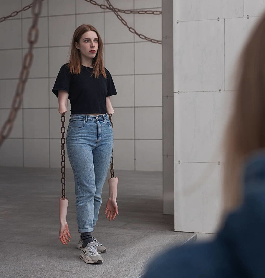 ​Annemle market alışverişinden dönüyoruz