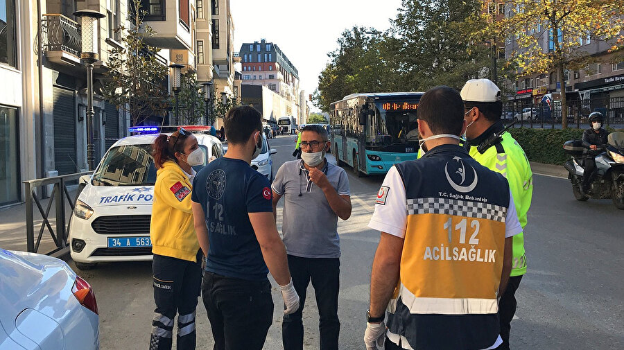Sağlık ekipleri hastaneye götürdü