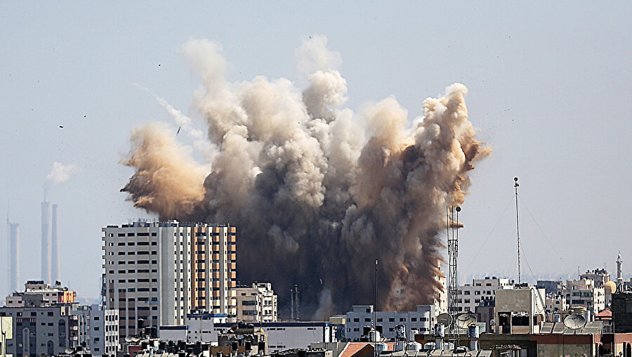  Gazze düşmüyorsa bunun arkasında başta Hamas olmak üzere direniş gruplarının silahlı bir güç olarak varlığı yatmaktadır. 