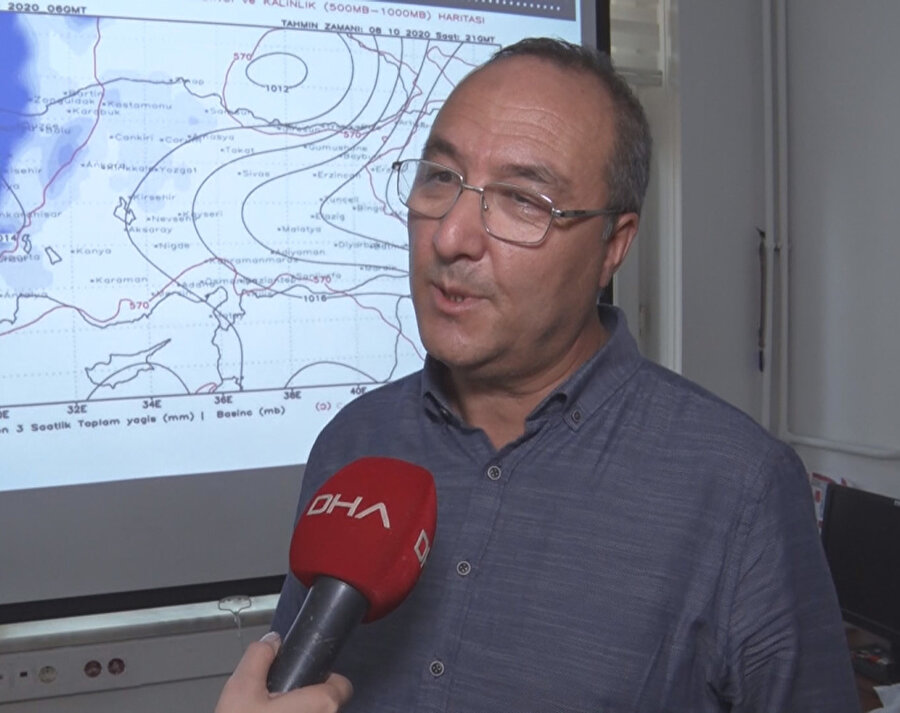 Boğaziçi Üniversitesi Kandilli Rasathanesi Meteoroloji Laboratuvarı Başkanı Adil Tek