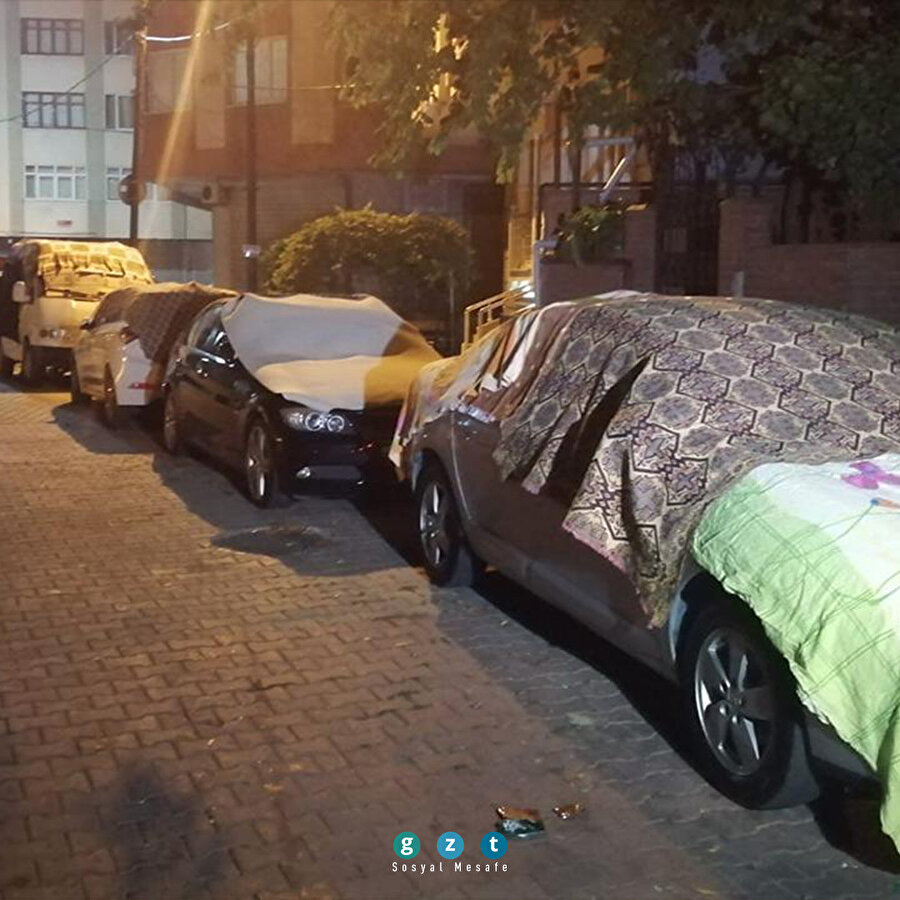 Vatandaşlar doluya hazır: Evde ne var ne yok arabanın üstüne serildi