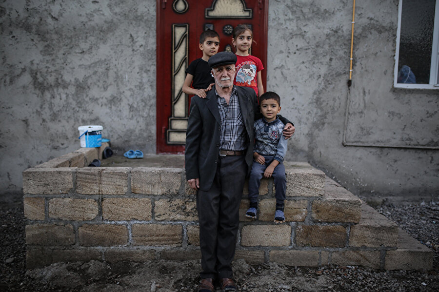 Doğduğu topraklara geri dönmek isteyen Karabağlılardan biri, Terter sakini 70 yaşındaki Ali Memedov.