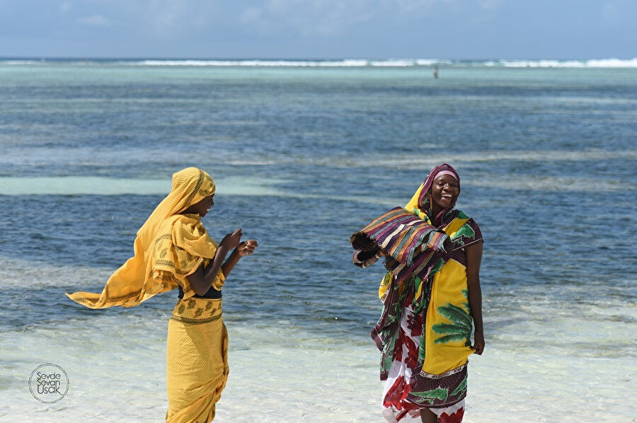 Zengibar, Afrika kıtasının doğusunda Tanzanya'ya bağlı iki adadan oluşan özerk yönetilen bölge.