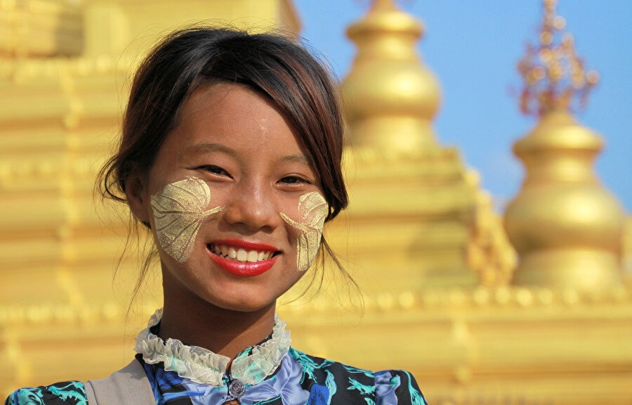 Myanmar'da gelişkin bir Buda uygarlığı var­dır. 