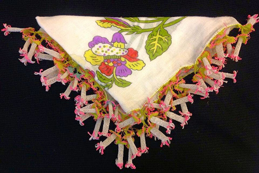 Boru çiçeği oyası.