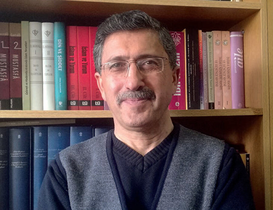​Prof. Dr. H. Yunus Apaydın: Her bir mezhep kendi içinde sistematik tutarlılığa sahip birer “hukuk sistemi”dir.