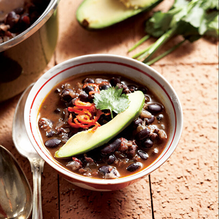 Siyah Fasulye Çorbası