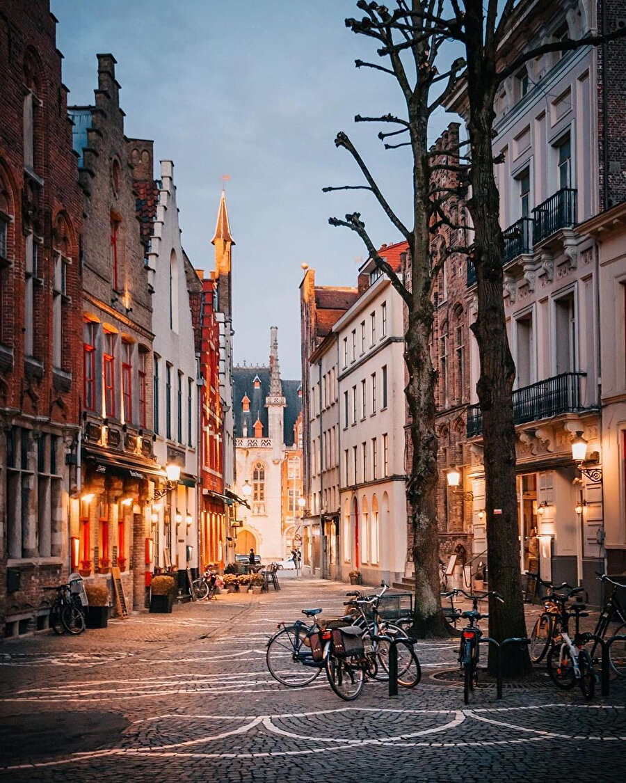 Gezilecek yerler listesinin yeni üyesi Brugge! 🙌🏻