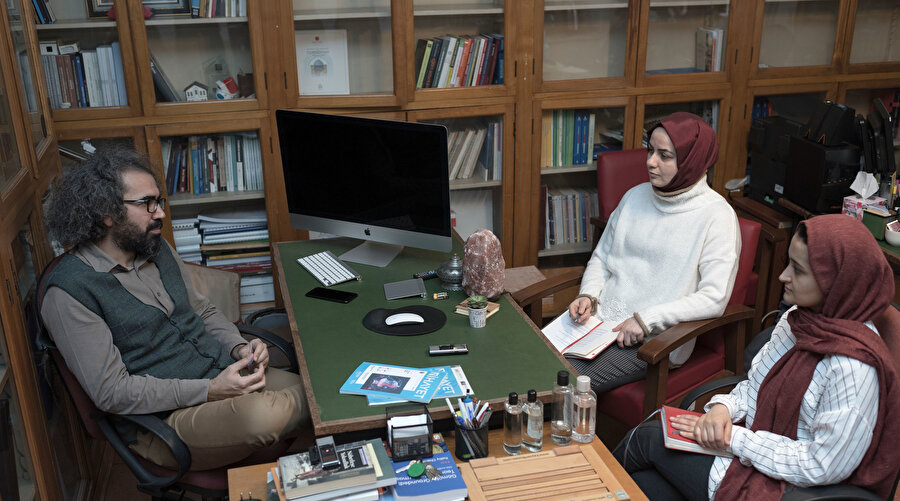 Murat Şentürk, Kübra Kuruali Yaşar ve Merve Akbaş'a anlattı.