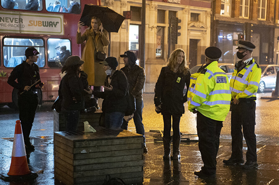 Londra'da 30 Ekim tarihli 'maske karşıtı' gösteri