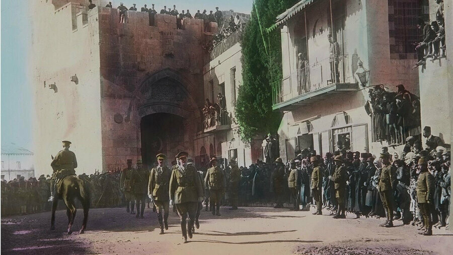 11 Aralık 1917’de, İngiliz General Edmund Allenby’nin yürüyerek Kudüs eski şehir surlarından içeri girişi, Ortadoğu’da bir dönemin de sonuna işaret ediyordu.