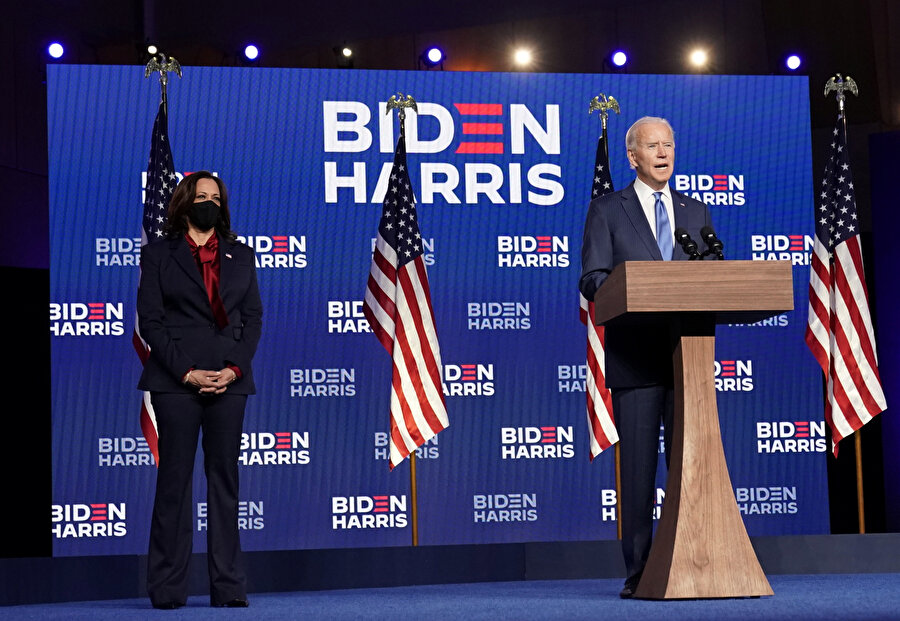 Demokrat adayı Joe Biden, başkan yardımcısı adayı Kamala Harris ile açıklamalarda bulundu