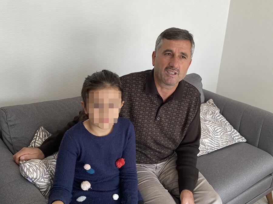 Gümüşhaneli baba Servet Yıldırım, 10 yaşındaki kızı E.Y'ye Fransız polisinin "terörist muamelesi" yapmasına tepki gösterdi.