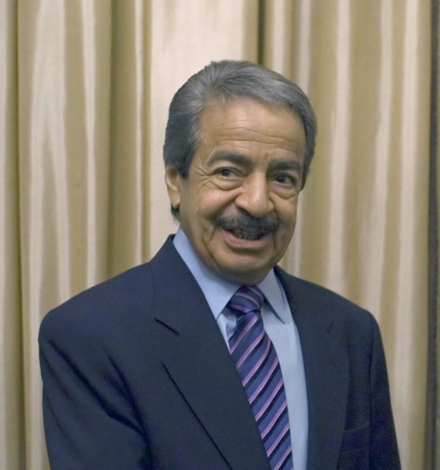 Al Halifa, Bahreyn'in bağımsızlığını kazandığı 1971'den bu yana başbakanlık görevini yürütüyordu ve dünya üzerinde bu görevde en fazla kalmış kişi unvanını taşıyor
