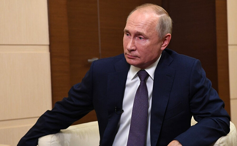Putin, Dağlık Karabağ'ın statüsünün belirlenmesi için koşulların yaratılması gerektiğini vurguladı.