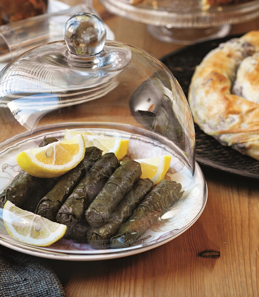 
Bol Baharatlı Yaprak Sarması
