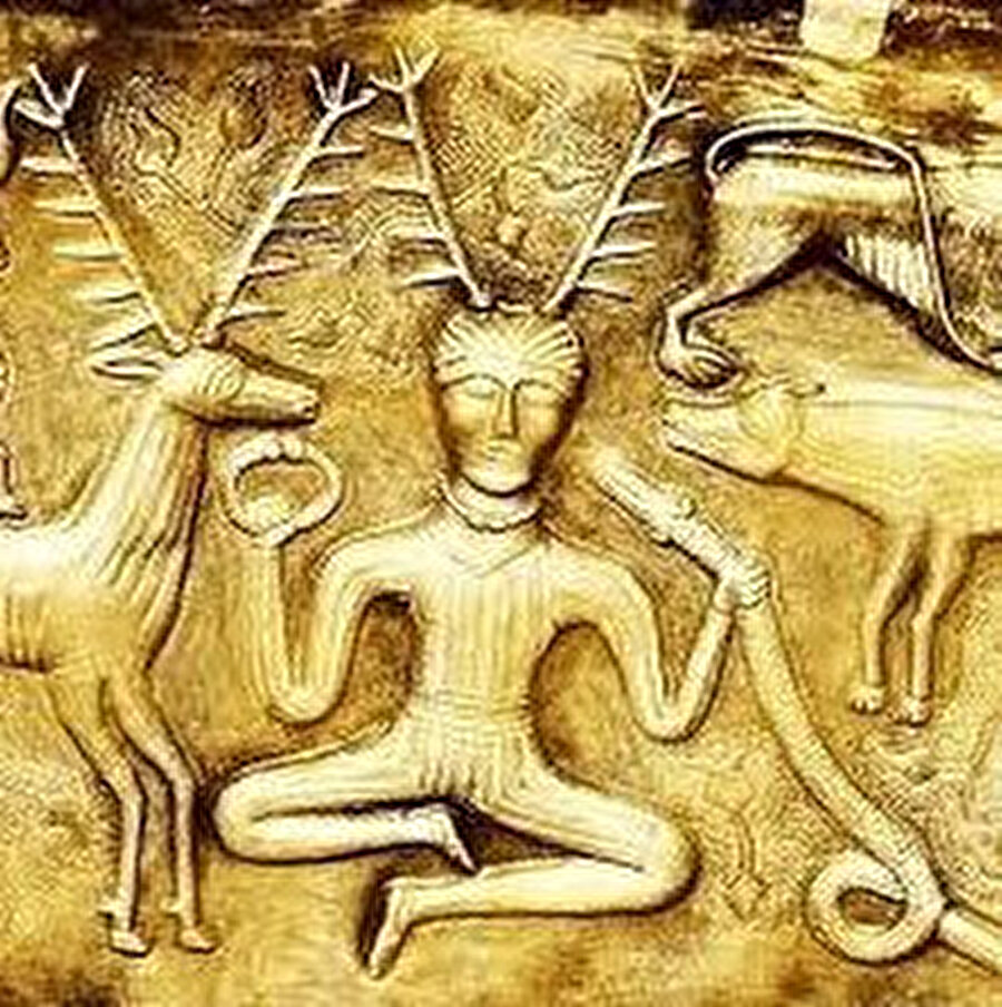 Paganizmin, Batı sivilizasyonu tarihi boyunca hâkim olan seküler / pagan insan tasavvurunu, bir arkeoloji (kazı) ve jeneoloji (soykütüğü) çalışması yaparak incelememiz gerekiyor.