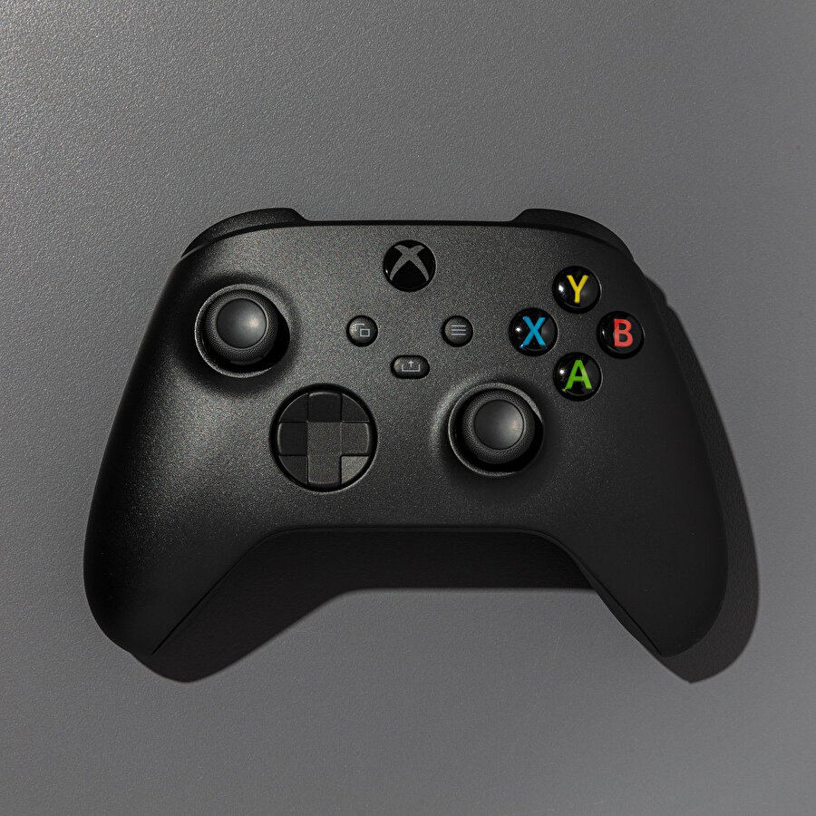 Microsoft Xbox Series X kontrolcü.