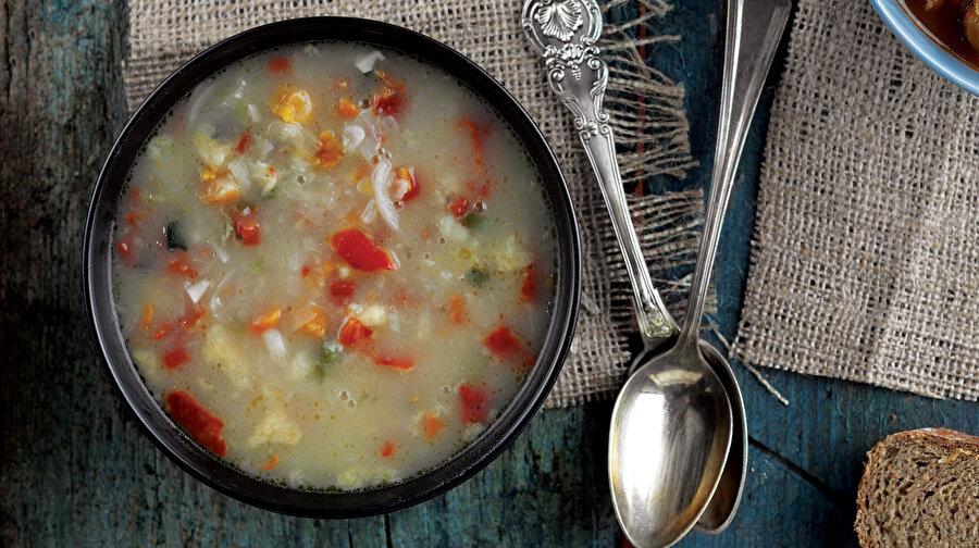 Karışık Kuru Sebze Çorbası tarifi