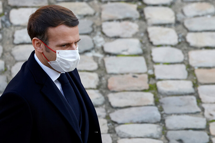 Macron'un, iddialı çıkışları ve büyük dış politika hedeflerine rağmen beklentilerine ulaşamadığı görülüyor.