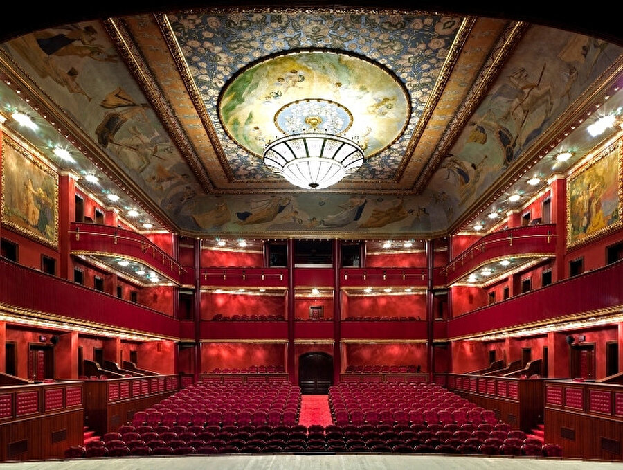 Süreyya Paşa Konser ve Opera Binası Opera Salonu.