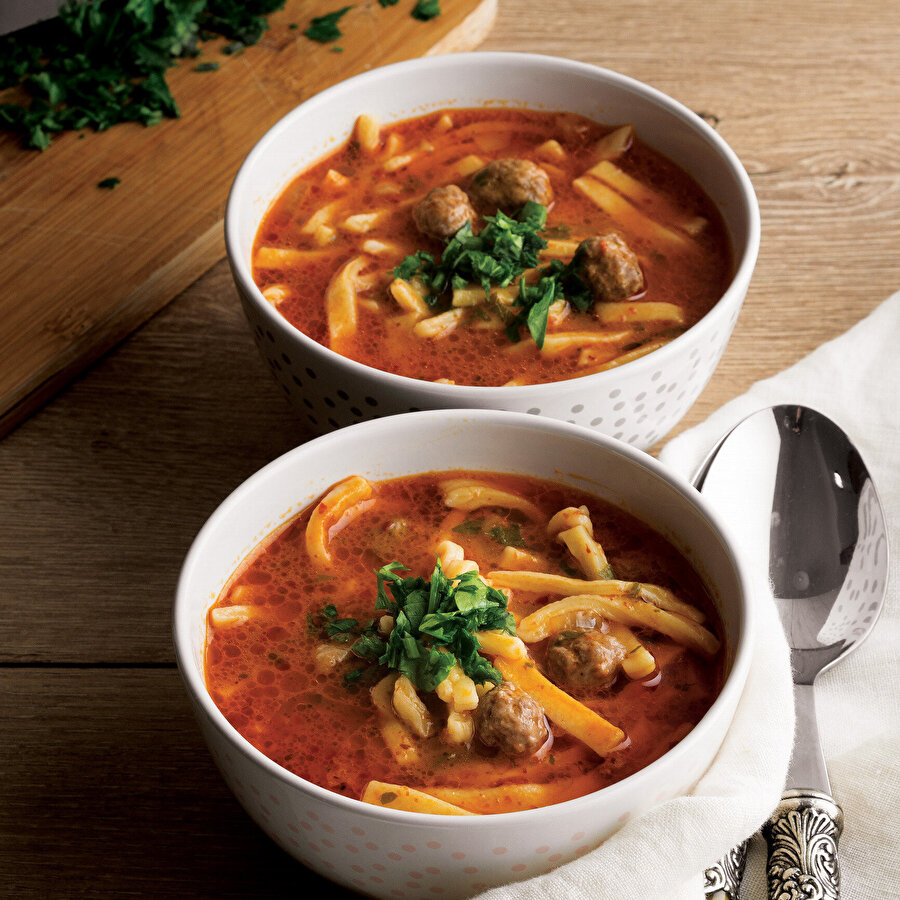 Köfteli Kesme Çorba tarifi