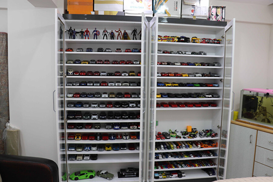 Bir tane gerçeğine sahip değil ama yüzlerce biriktirdi: 100 bin lirada verseler satmam