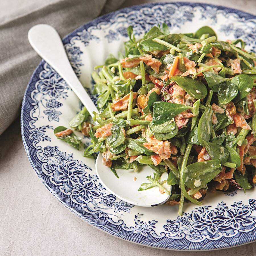 Çilekli Semizotu Salatası