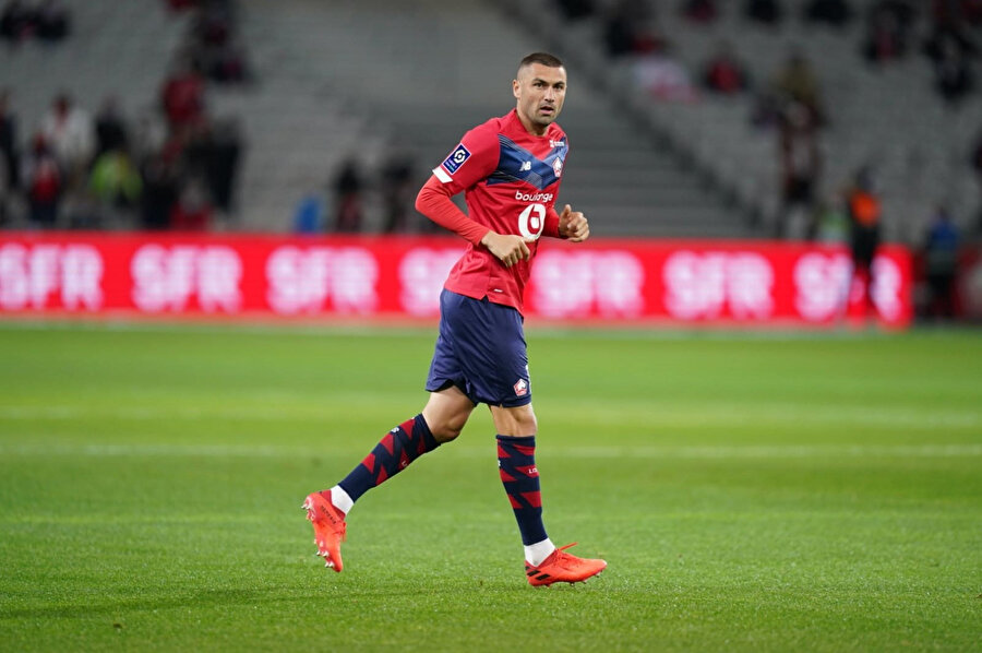 Burak Yılmaz Avrupa Ligi'nde haftanın futbolcusu seçildi.