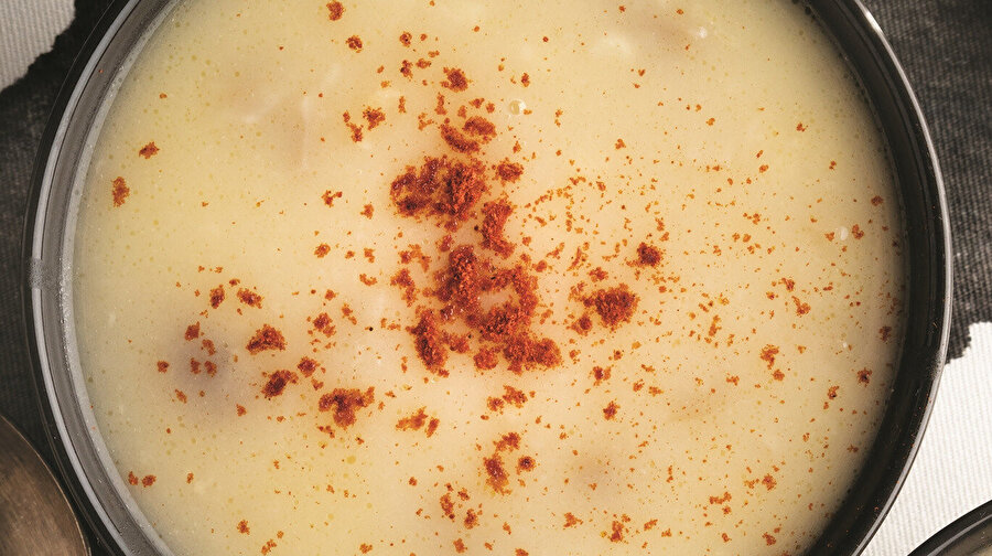 Kuskuslu Mantar Çorbası tarifi