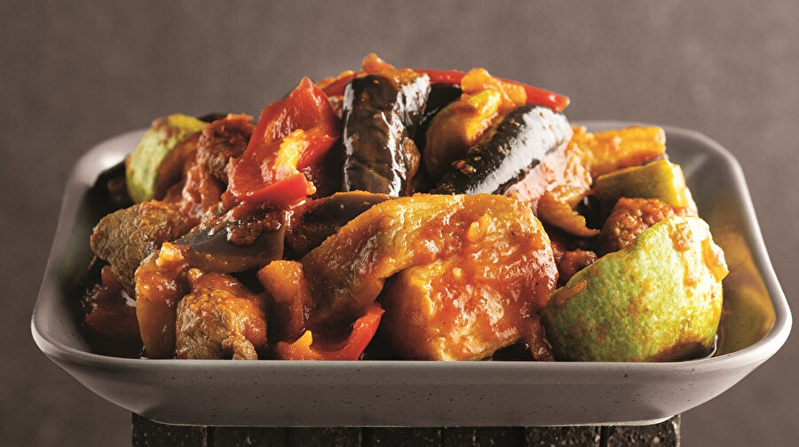 Patlıcanlı Kabaklı Kolay Türlü