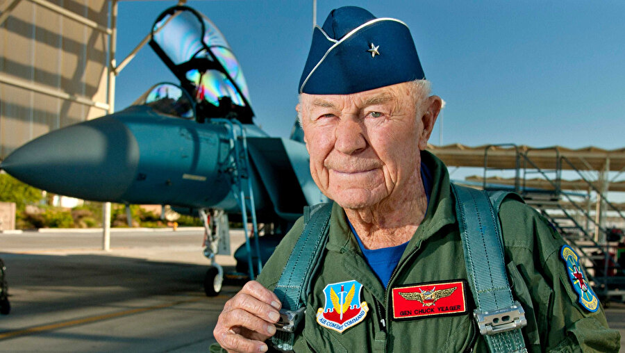 Chuck Yeager 97 yaşında hayatını kaybetti