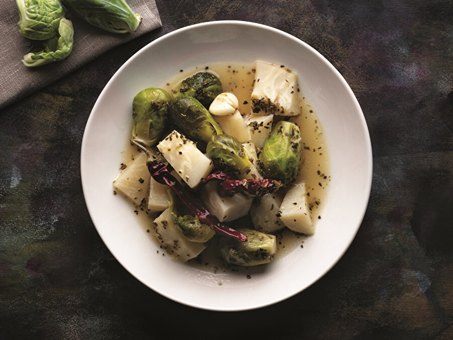 Kerevizli Acılı Brüksel Lahanası