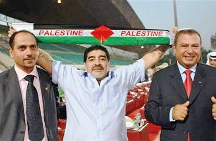 2012'de yaptığı bir konuşmada, kendisini “Filistin halkının bir numaralı hayranı” olarak tanımlayan Maradona, 