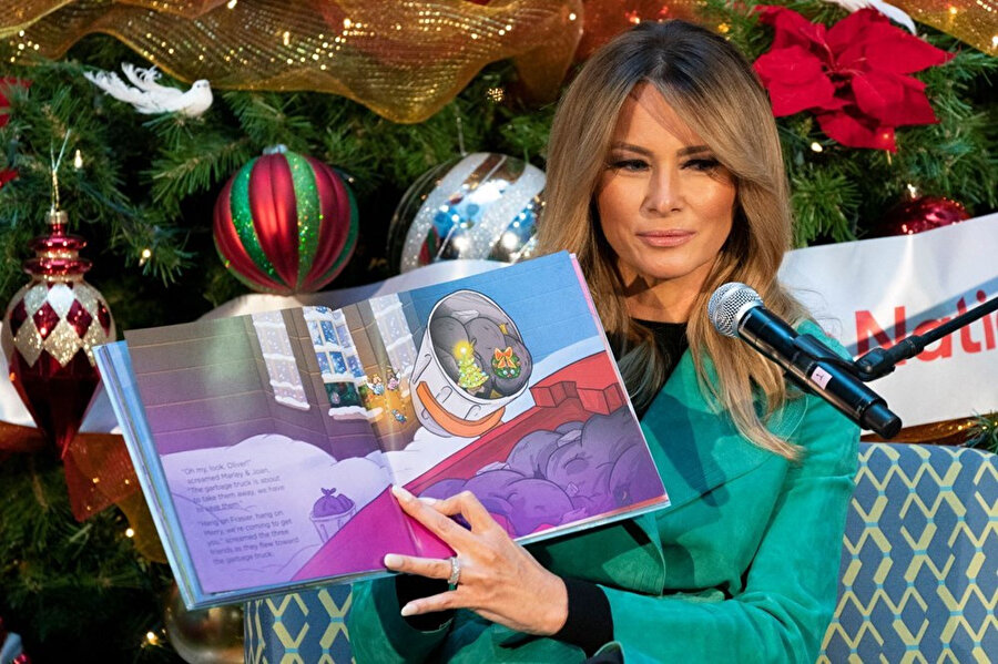 Melania Trump çocuklara masal etkinliğinde maske takmayına eleştirilerin odağına yerleşti