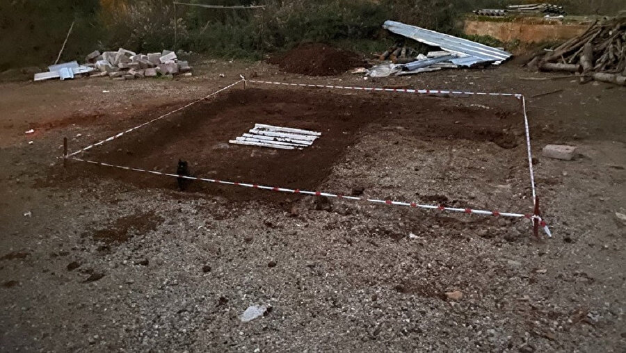 Tarihi mezarın bulunduğu yer